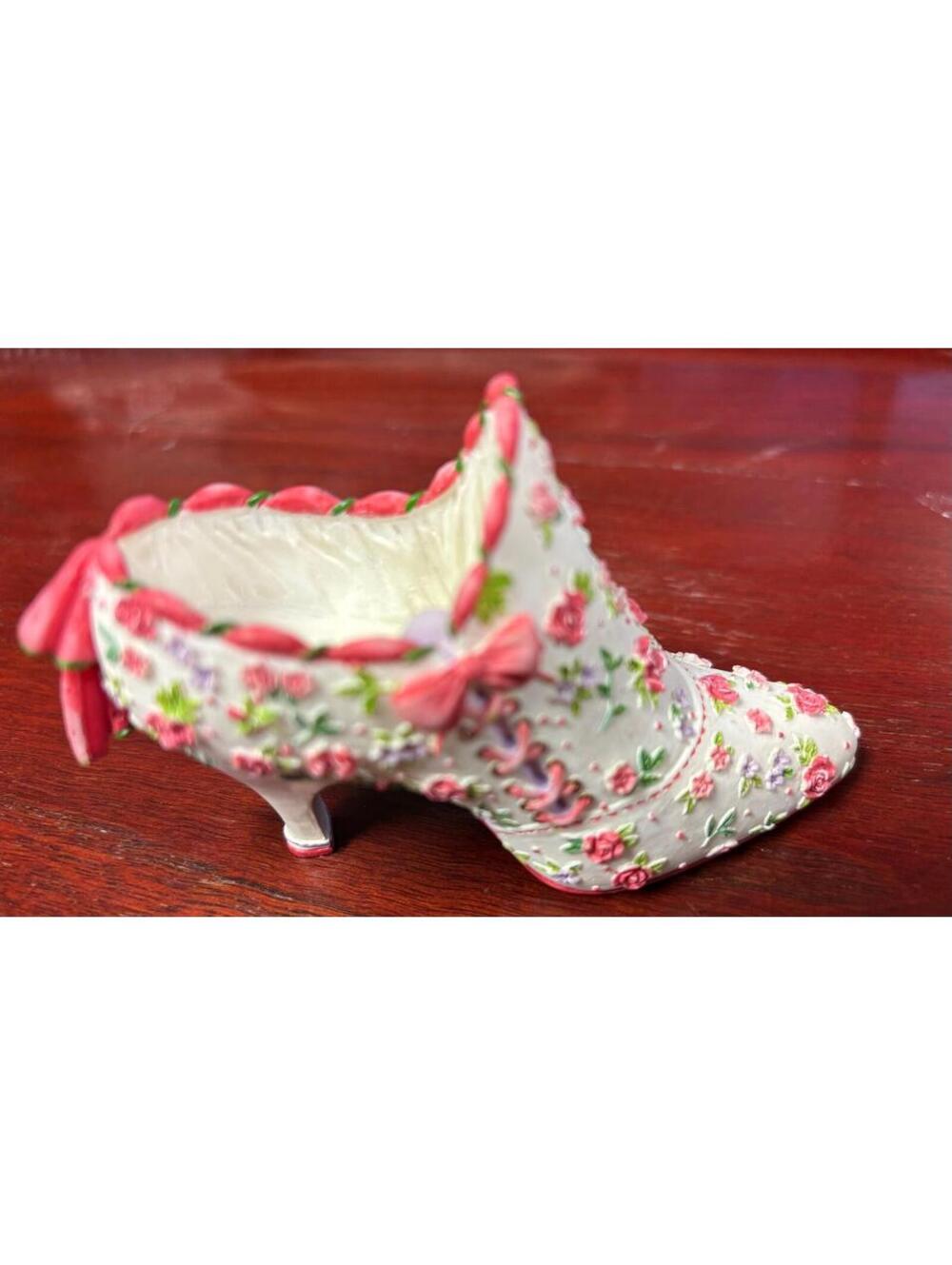 Vintage 1999 Willow Hall Miniature Ceramic Shoe Decor